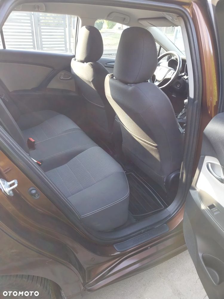 Toyota Avensis Touring Sports 1.6 D-4D Comfort - 11