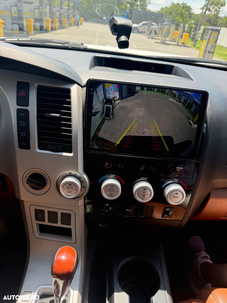 Toyota Tundra - 13