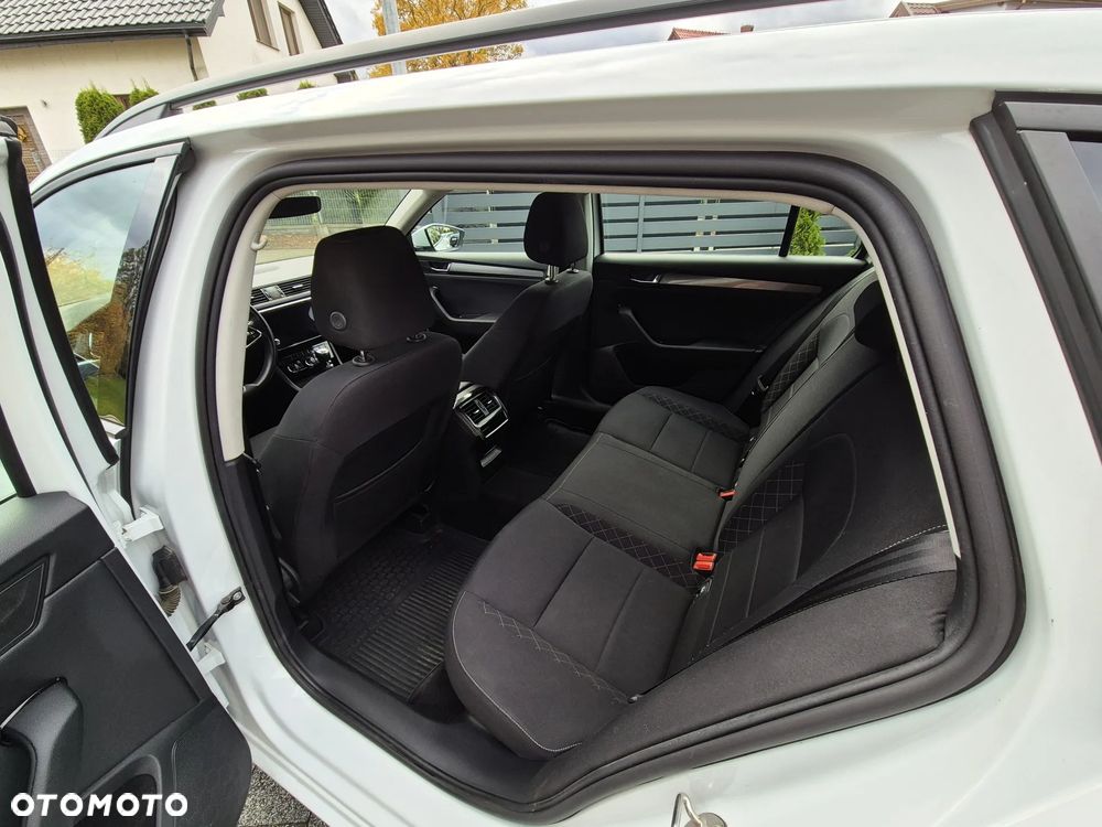 Skoda Superb 1.5 TSI Ambition - 13