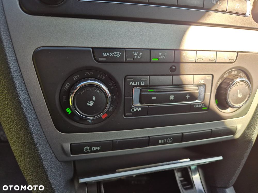 Skoda Octavia Combi 2.0 TDI Elegance - 18