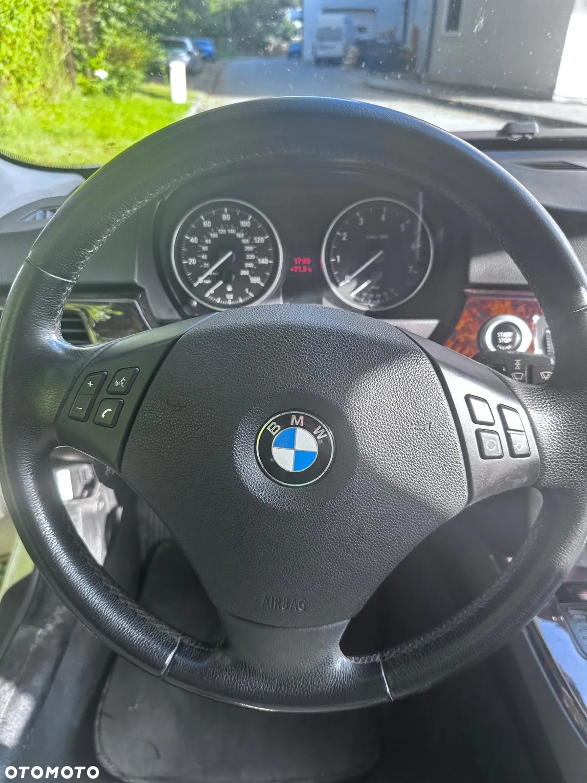 BMW Seria 3 - 12