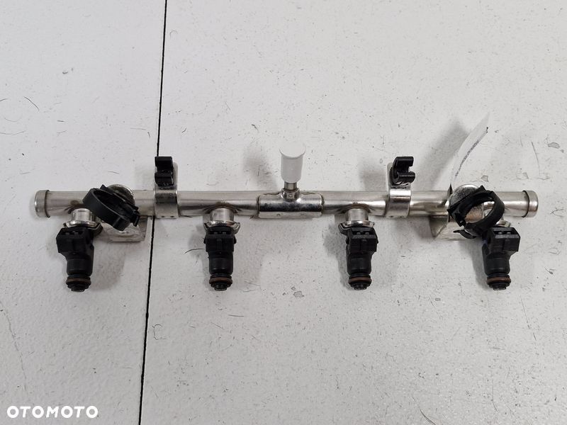 FIAT 500X TIPO 2 II 1.6 B E-TORQ LISTWA WTRYSKOWA WTRYSKIWACZE 55265442 55259564 - 1