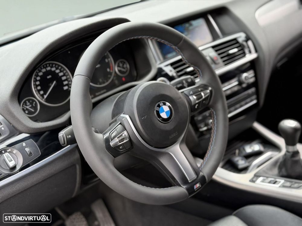 BMW X4 20 d xDrive Pack M - 9