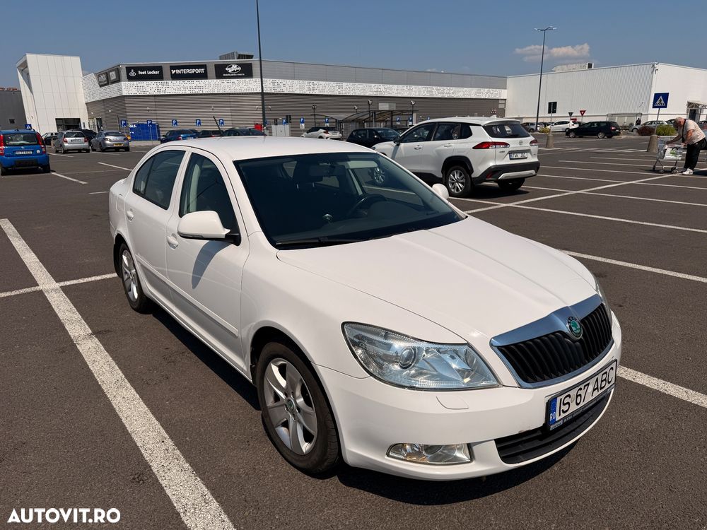 Skoda Octavia 1.6 TDI ELEGANCE DSG - 9