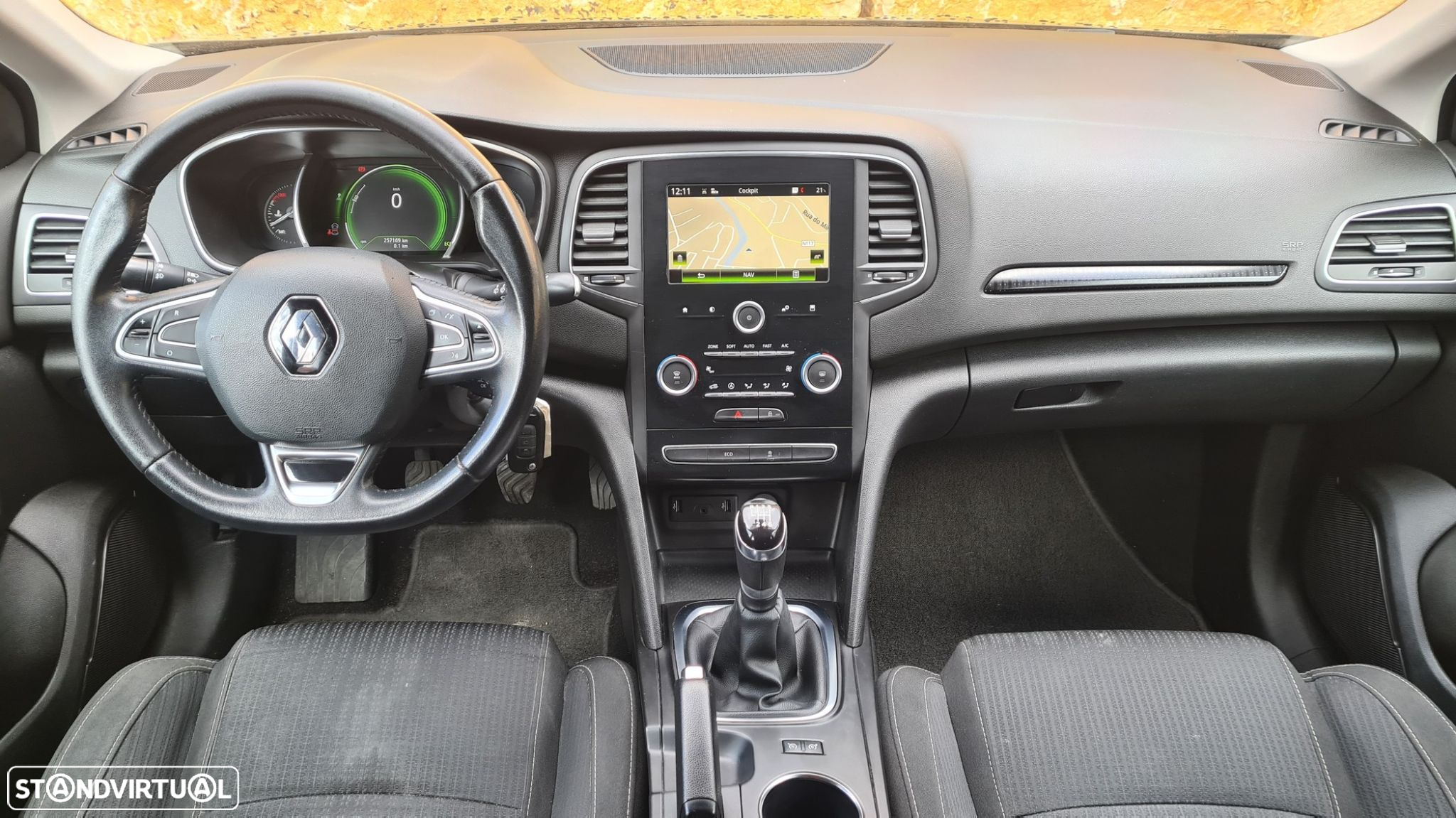 Renault Mégane Sport Tourer 1.5 dCi Zen ECO - 10