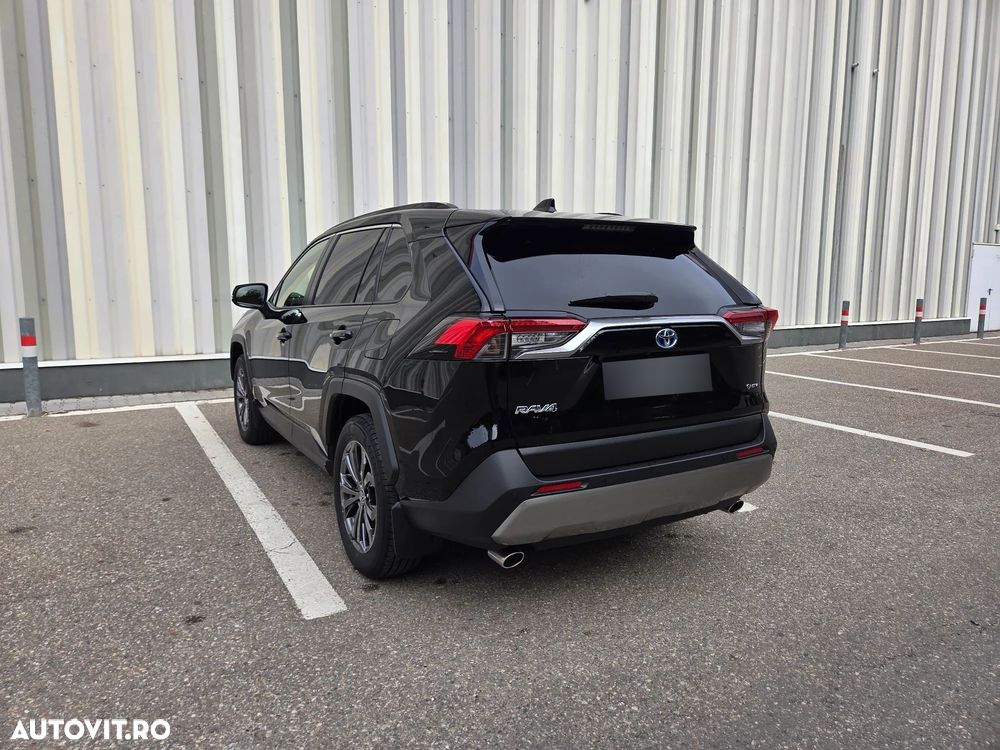 Toyota RAV4 - 17