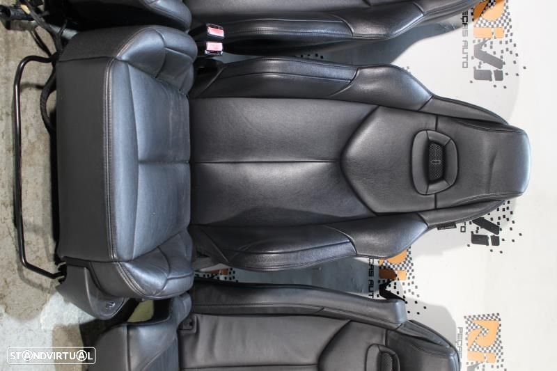 Bancos Peugeot 308 CC em Pele - 4