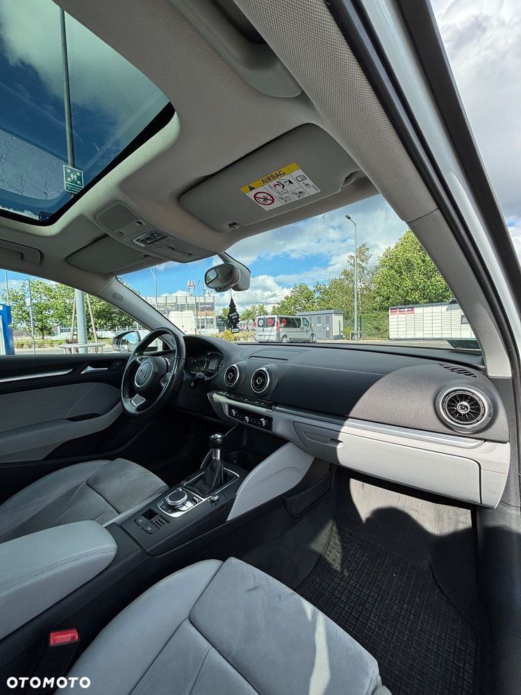Audi A3 3-drzwiowe 1.4 TFSI S line Sportpaket - 9