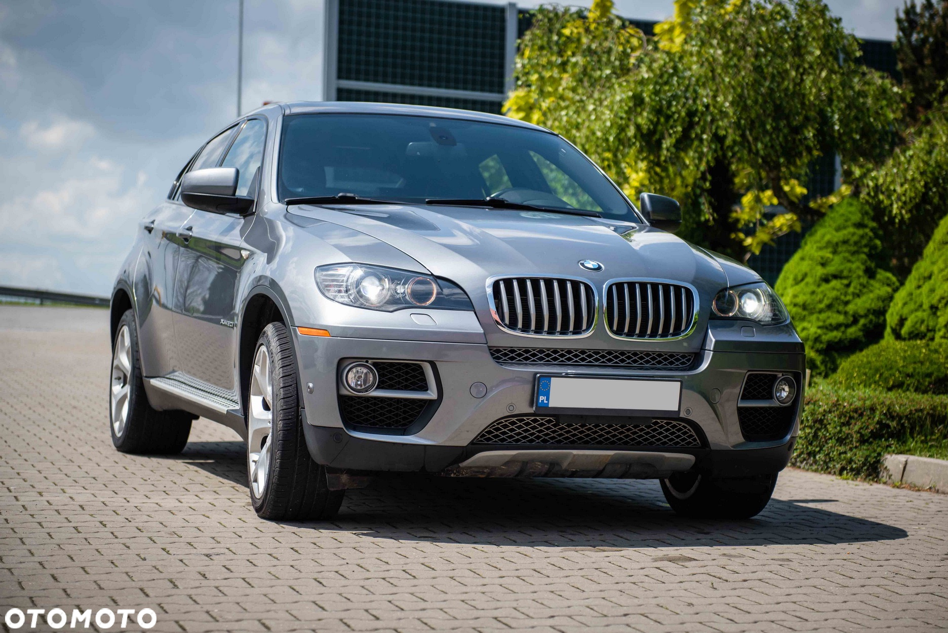 BMW X6 xDrive50i - 9