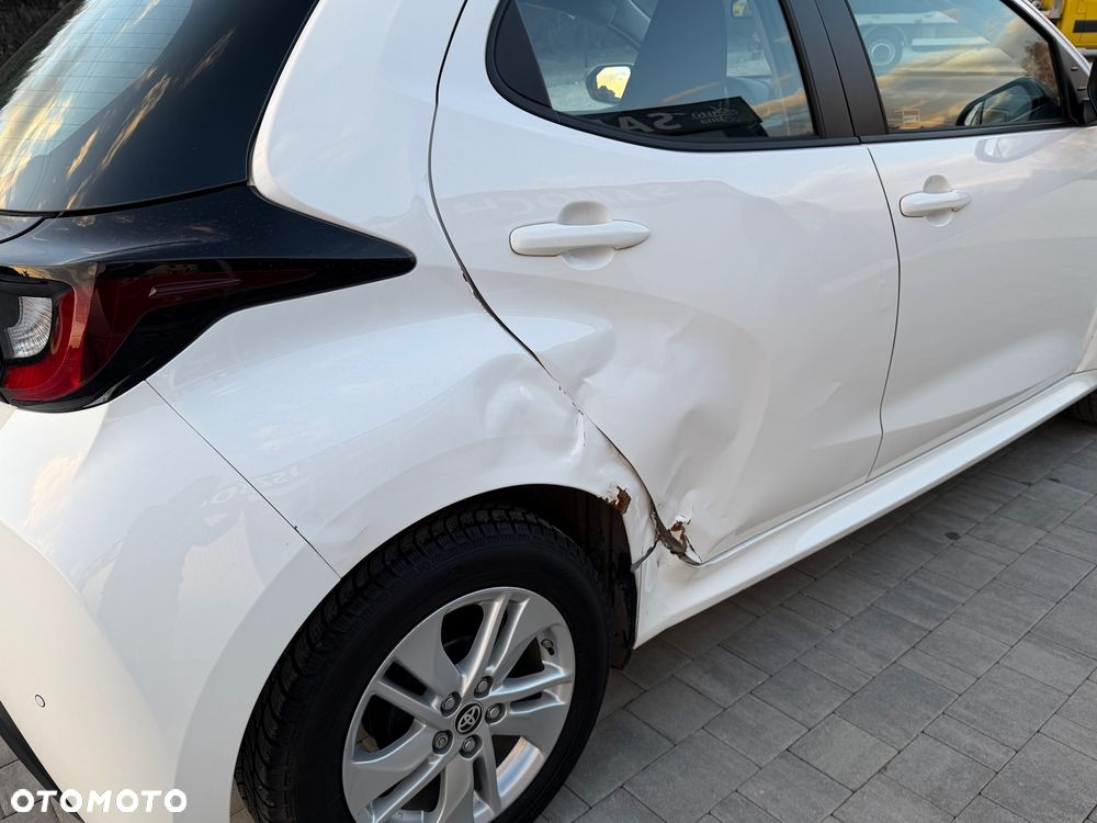 Toyota Yaris 1.5 Comfort - 10