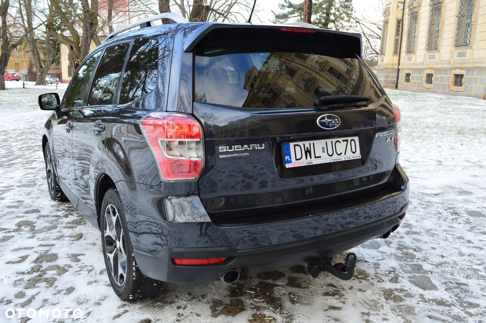 Subaru Forester 2.0XT Platinum Lineartronic - 8
