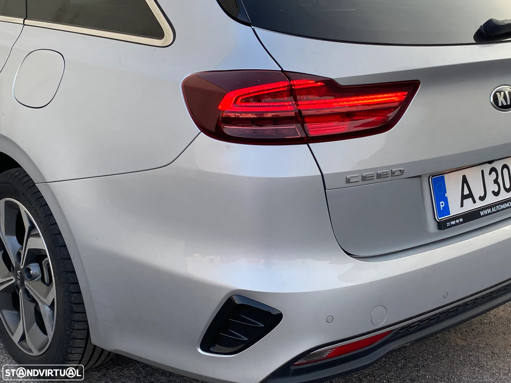 Kia Ceed SW 1.6 CRDi MHEV Urban - 37