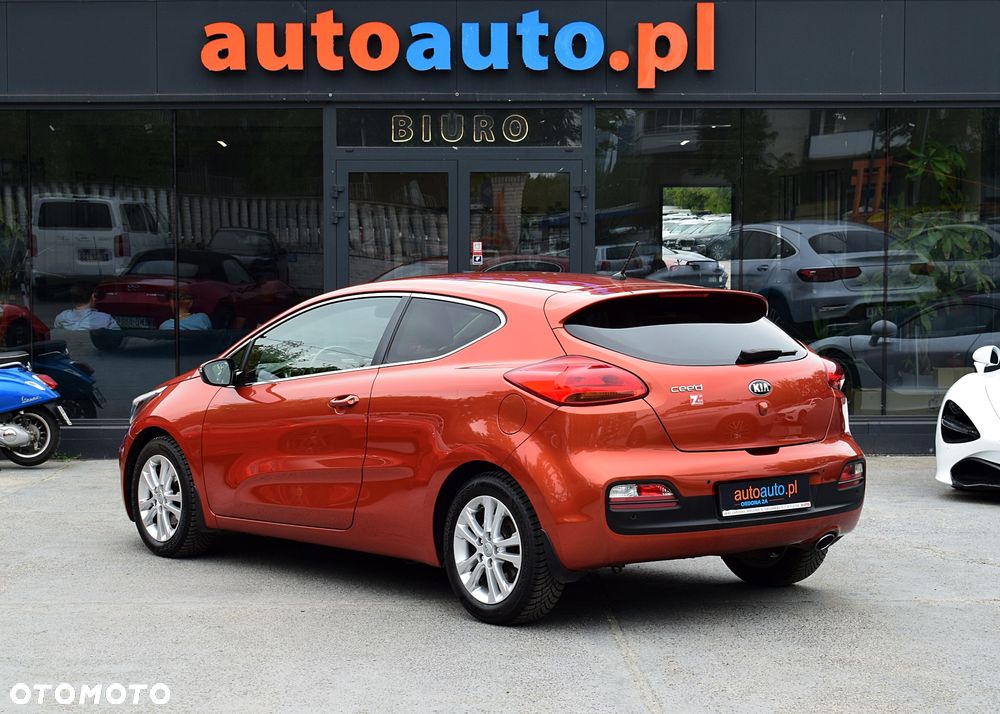 Kia Ceed - 18