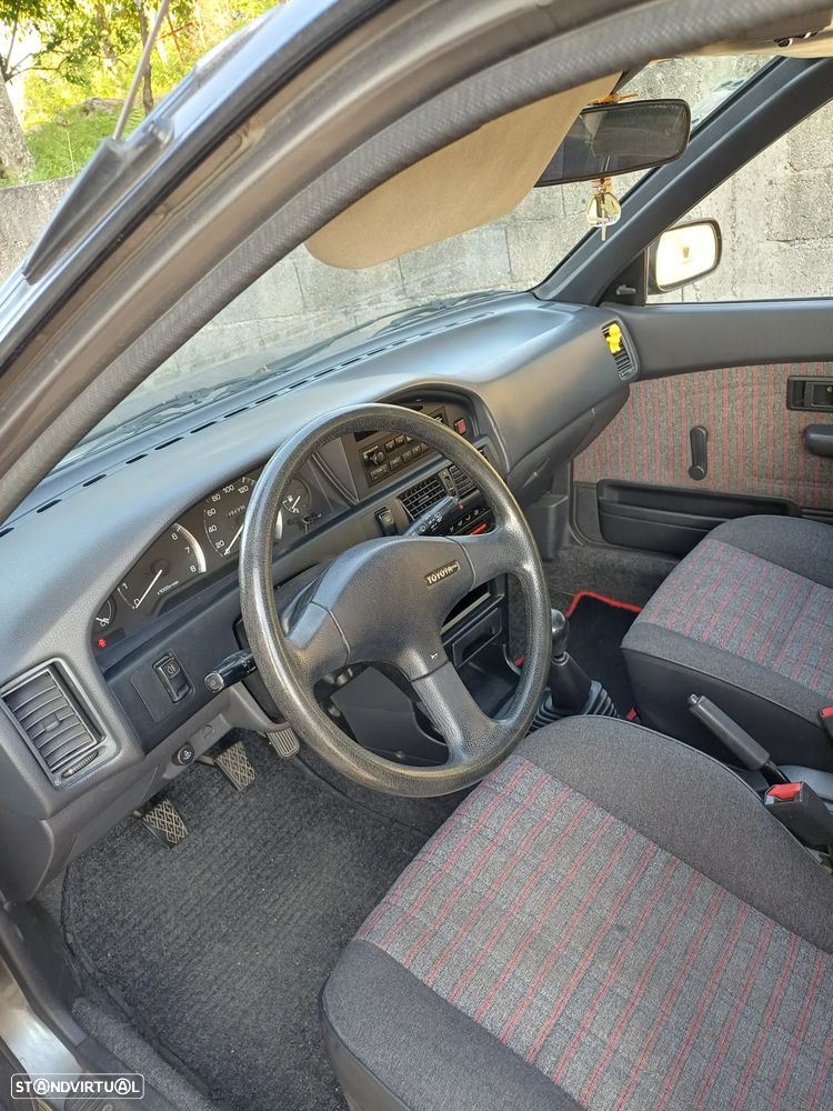 Toyota Corolla 1.3 - 7