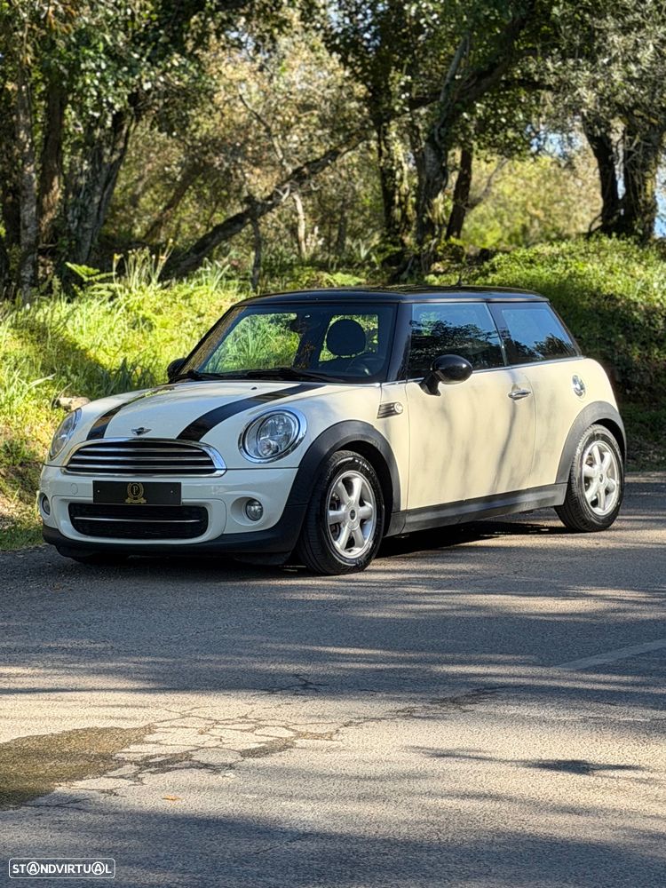 MINI 3 Portas Cooper D - 1