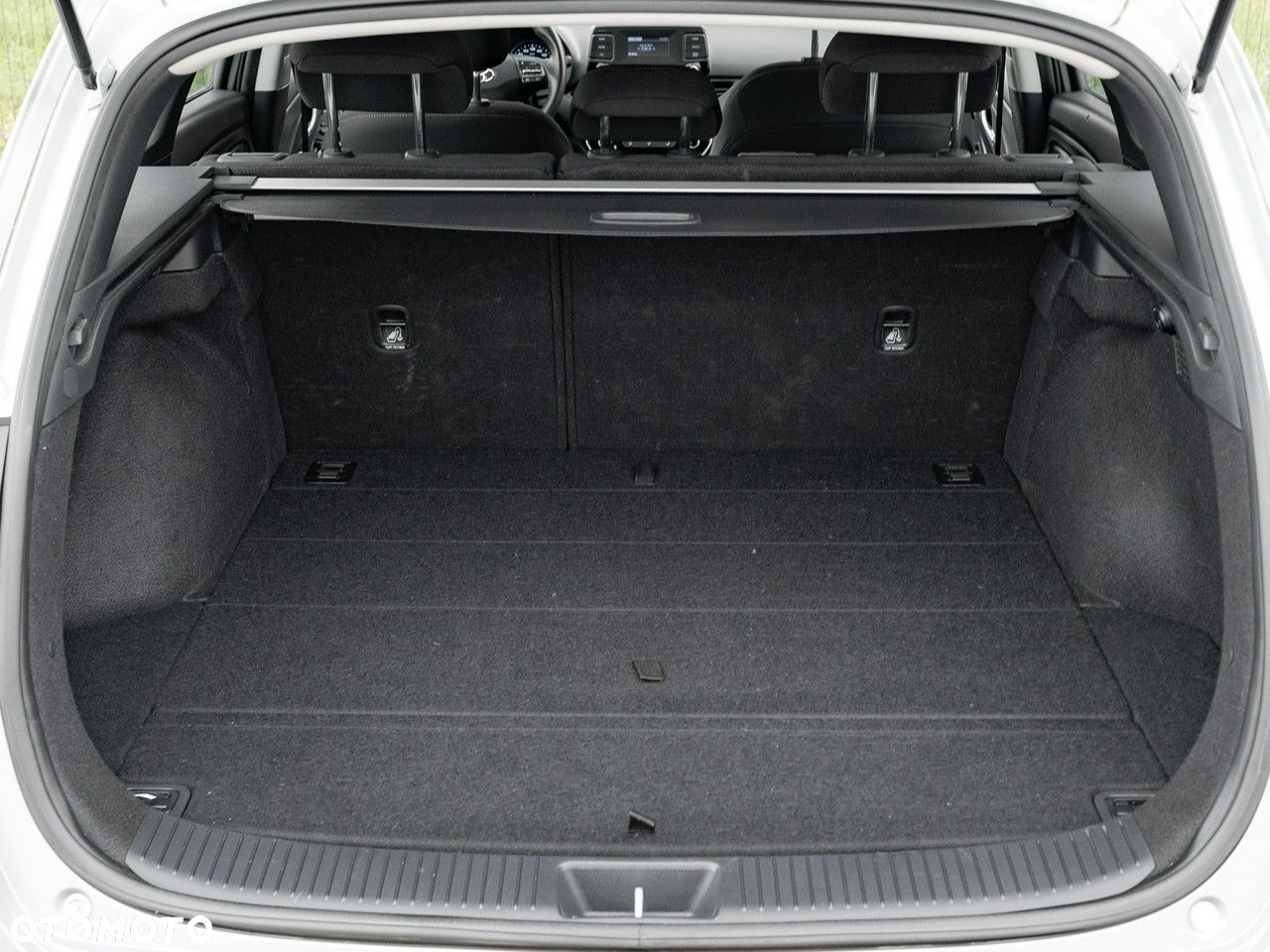 Hyundai i30 1.6 D Classic + - 26