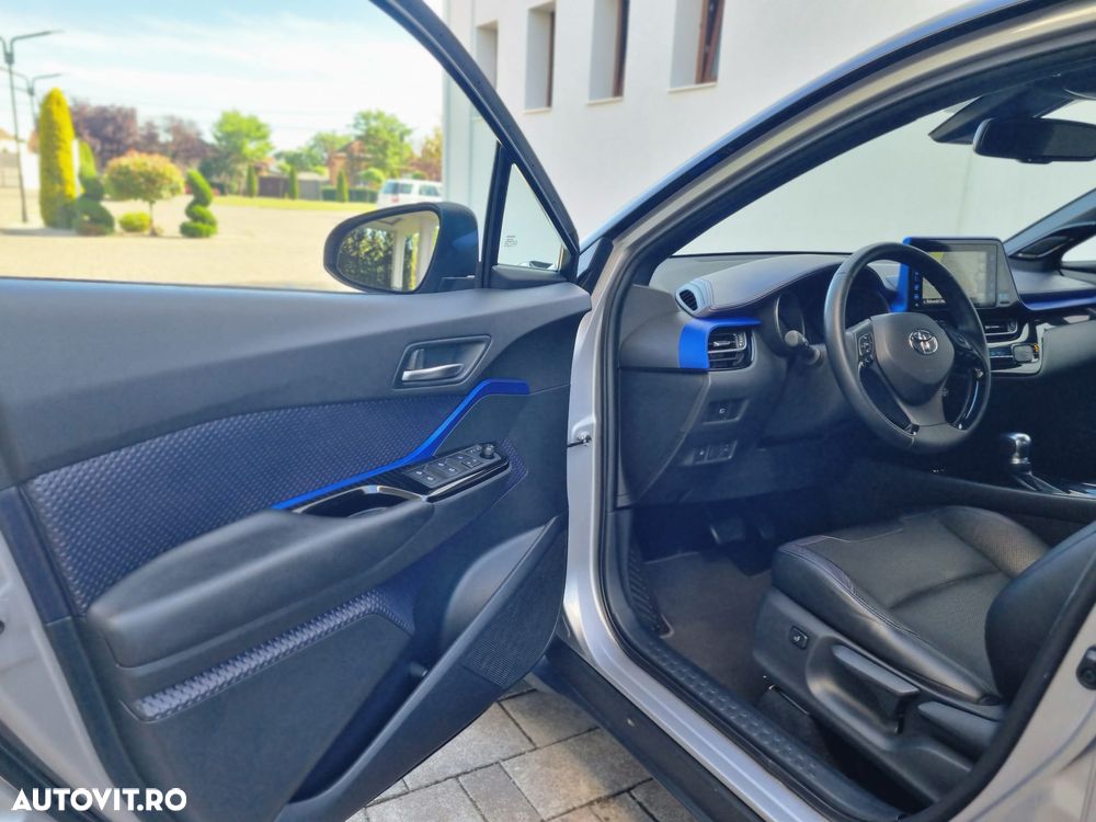 Toyota C-HR Lounge - 15