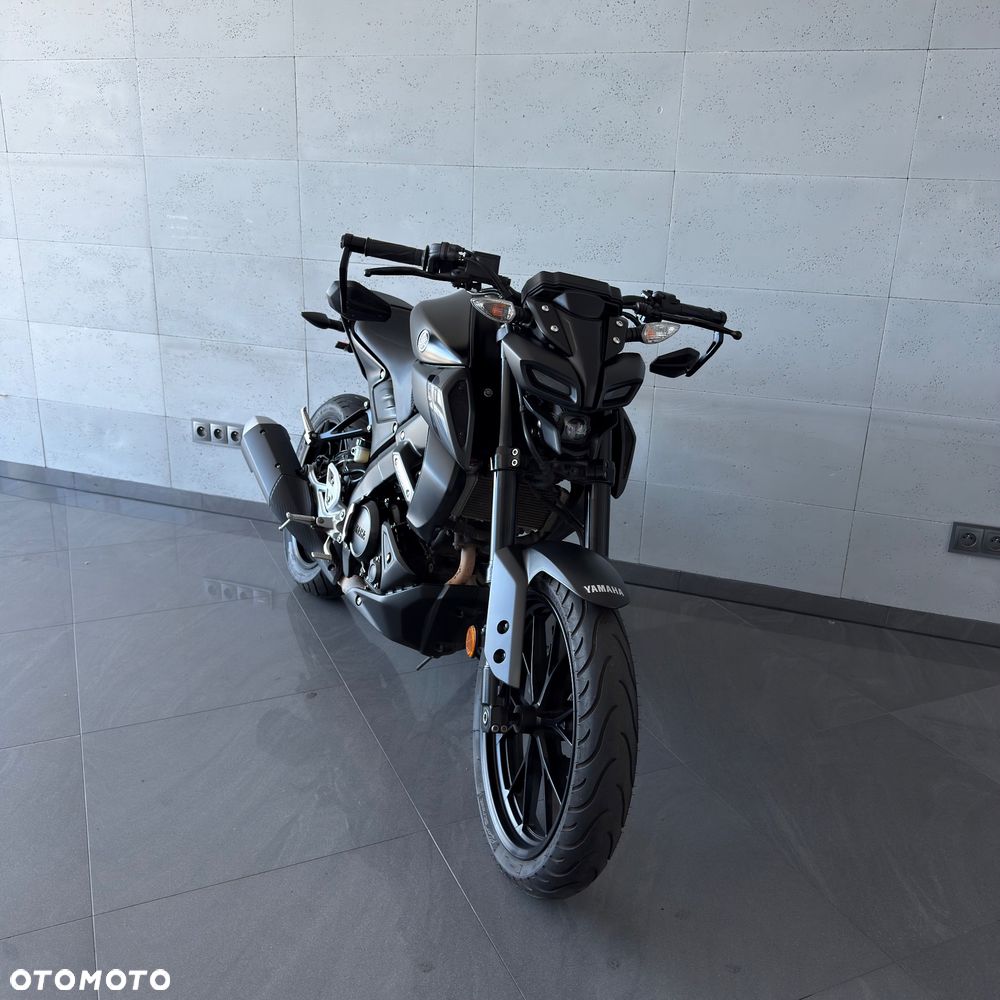 Yamaha MT - 4