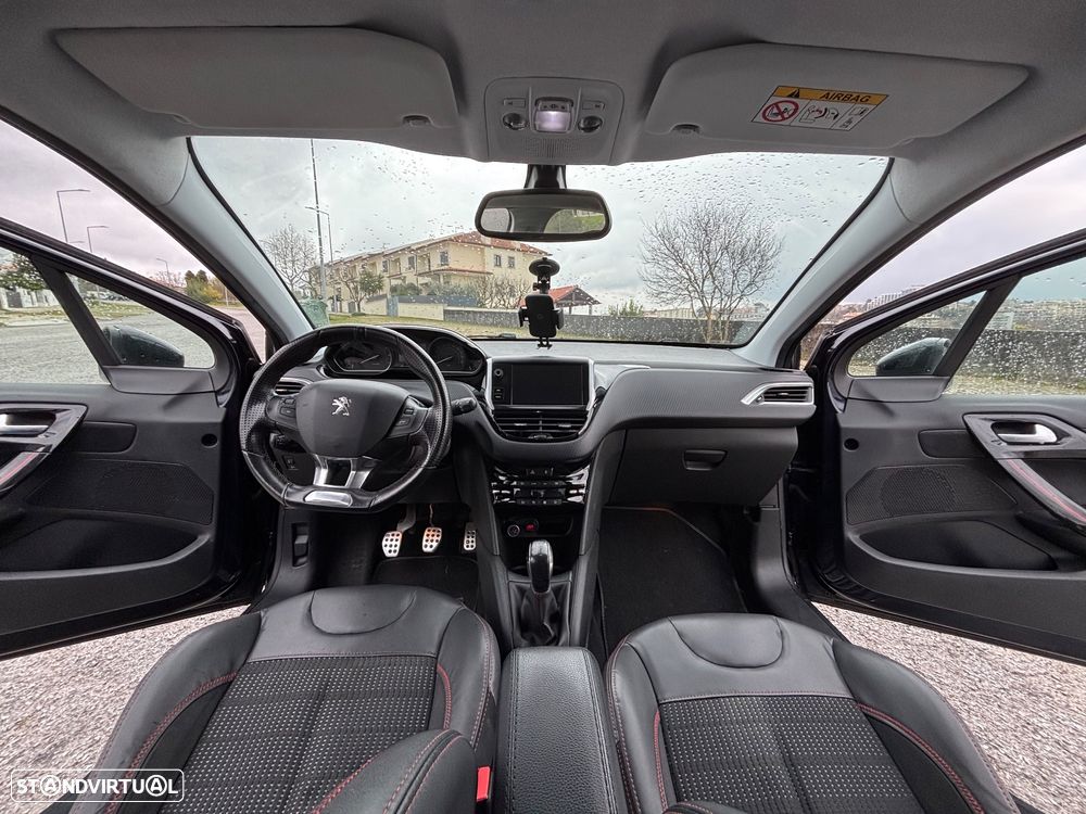 Peugeot 208 1.2 PureTech GT Line - 20