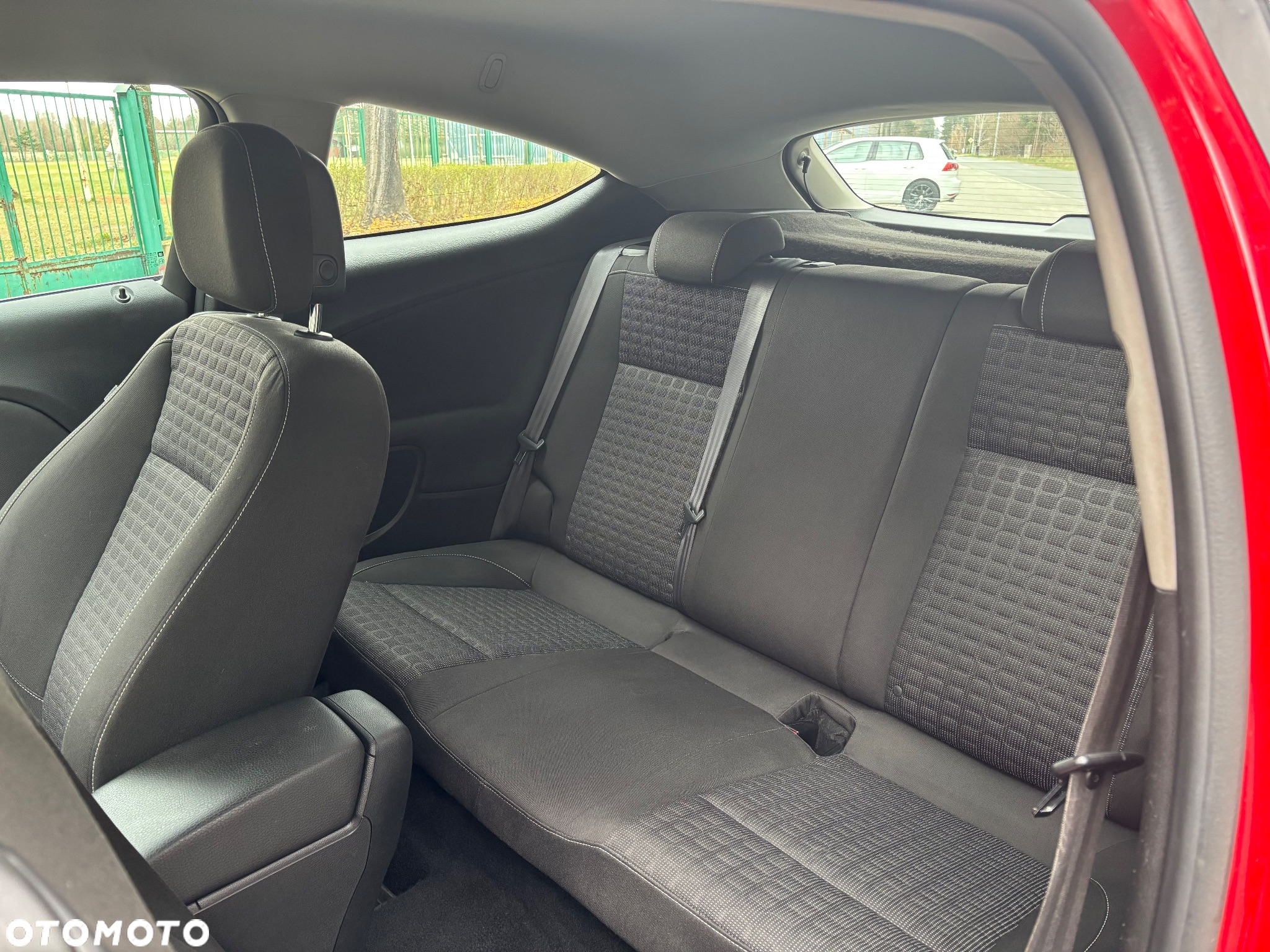 Opel Astra IV GTC 1.6 CDTI Sport S&S - 10