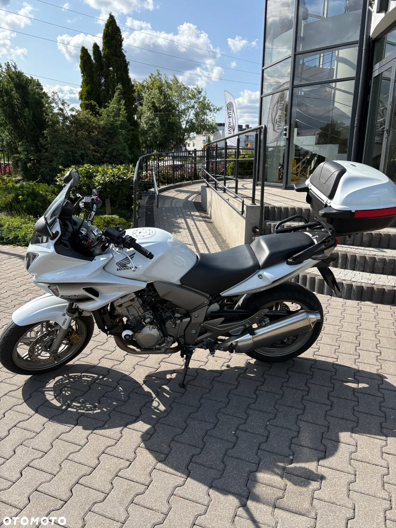 Honda CBF - 2