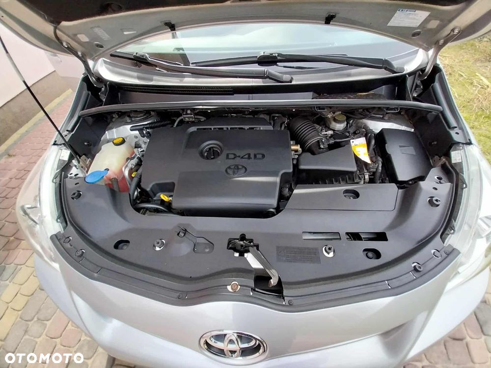 Toyota Verso 2.0 D-4D Sol plus - 31