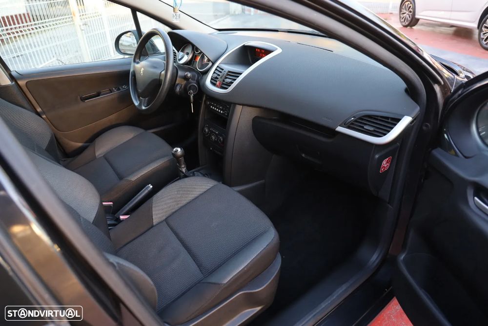 Peugeot 207 1.6 HDi 99g - 7