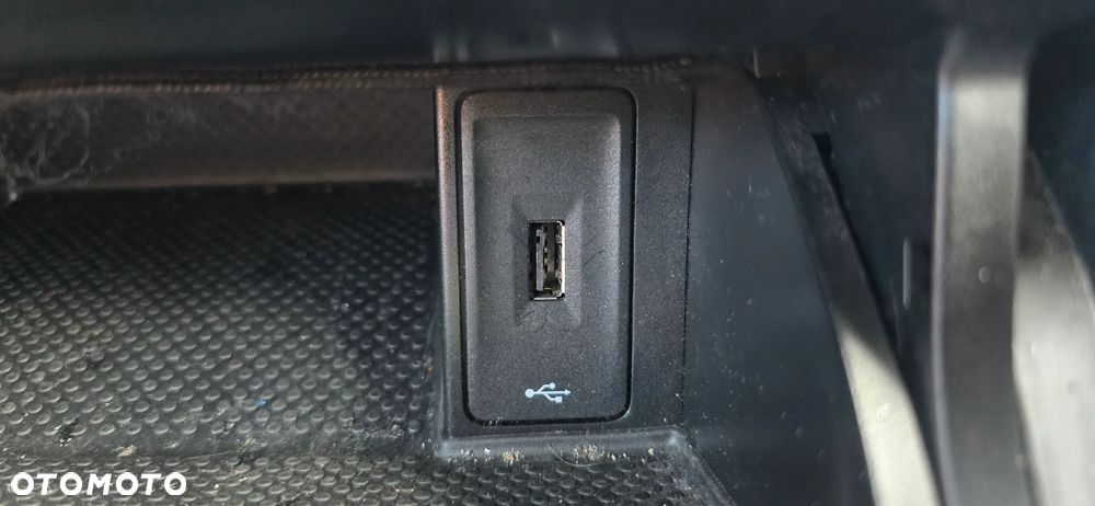 Volkswagen Golf 1.6 TDI BMT Highline - 35