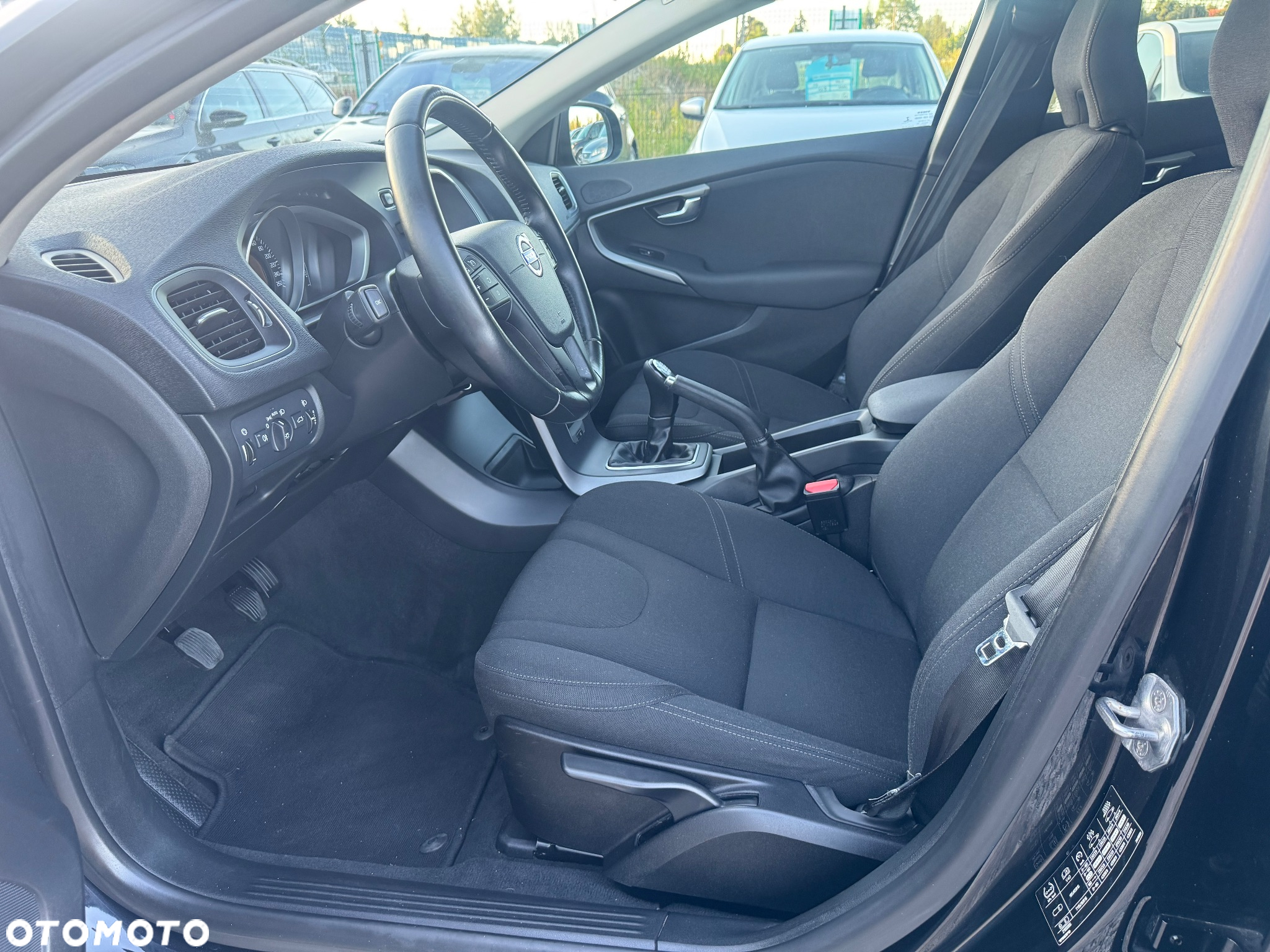Volvo V40 D2 Kinetic - 18