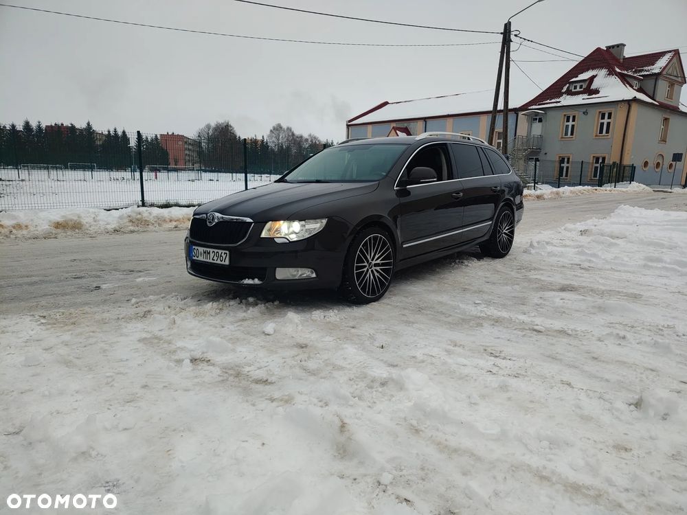 Skoda Superb 2.0 TDI DSG Exclusive - 18