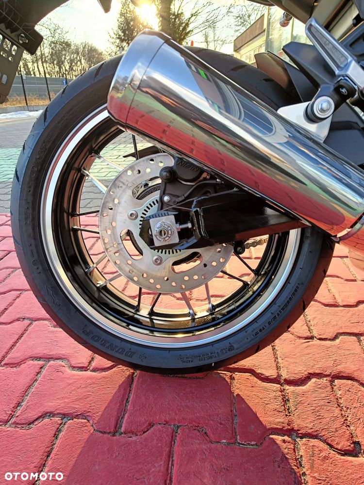 Kawasaki Z 900 RS - 19