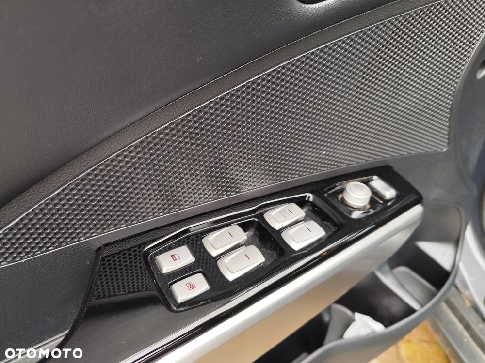 SsangYong/KGM Tivoli e-XDi 160 4WD Quartz - 9