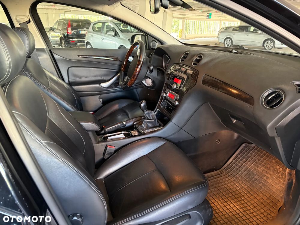Ford Mondeo 2.0 Ghia X - 15