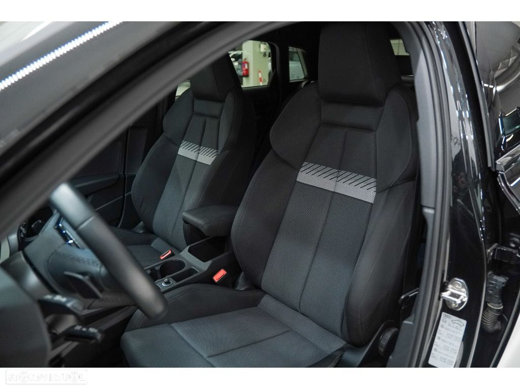 Audi A3 Sportback 45 TFSIe S line - 4