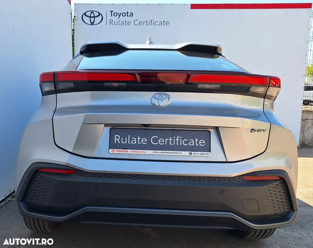 Toyota C-HR - 16