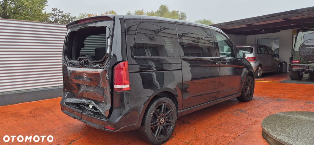 Mercedes-Benz Klasa V 300 d kompakt 9G-TRONIC Style - 27