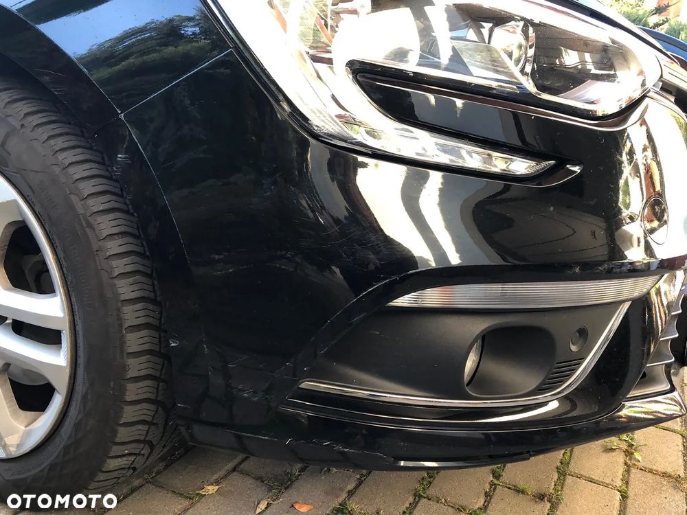 Renault Megane 1.5 Blue dCi Intens - 7