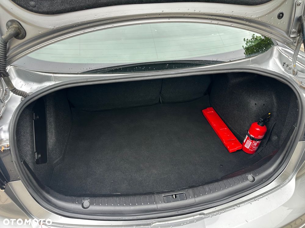 Mazda 3 1.6 Comfort - 13