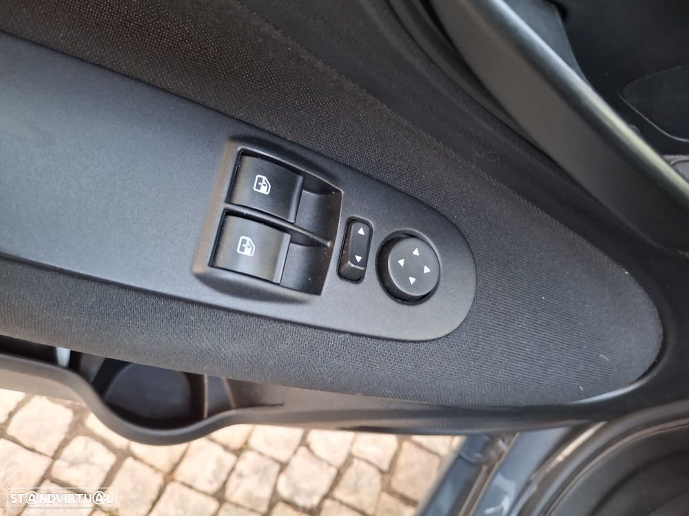 Fiat Punto 1.3D Multijet - 14