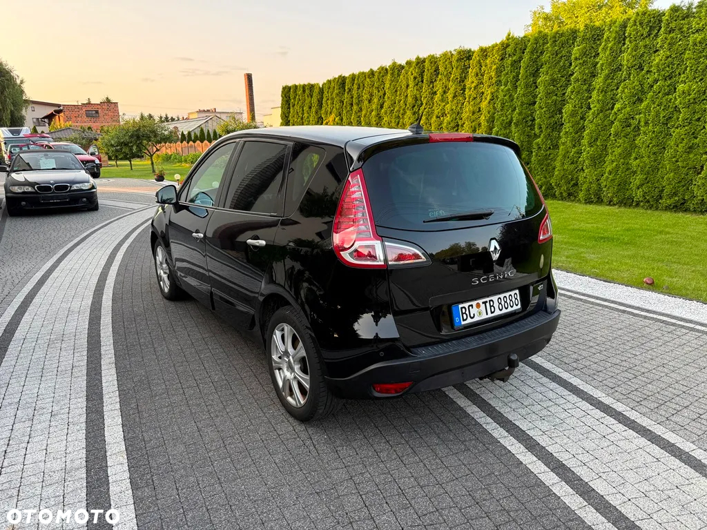 Renault Scenic 1.5dCi TomTom Edition EDC - 13