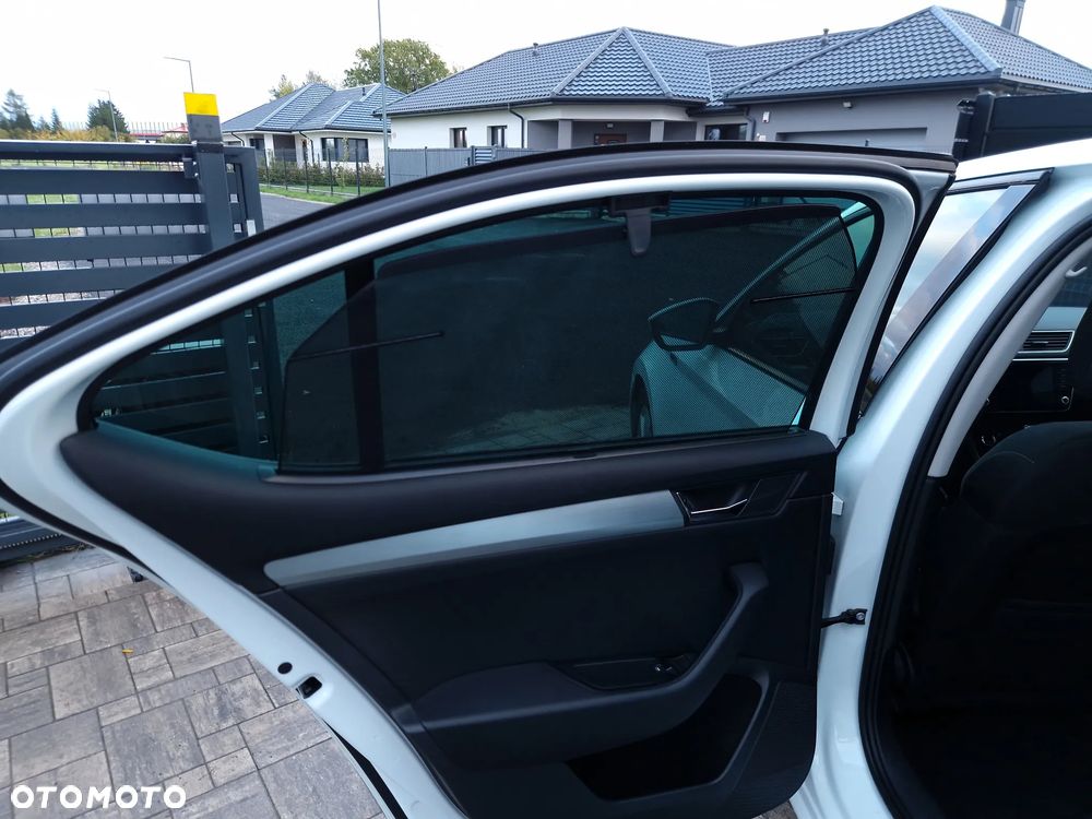 Skoda Superb 1.4 TSI ACT Ambition - 20