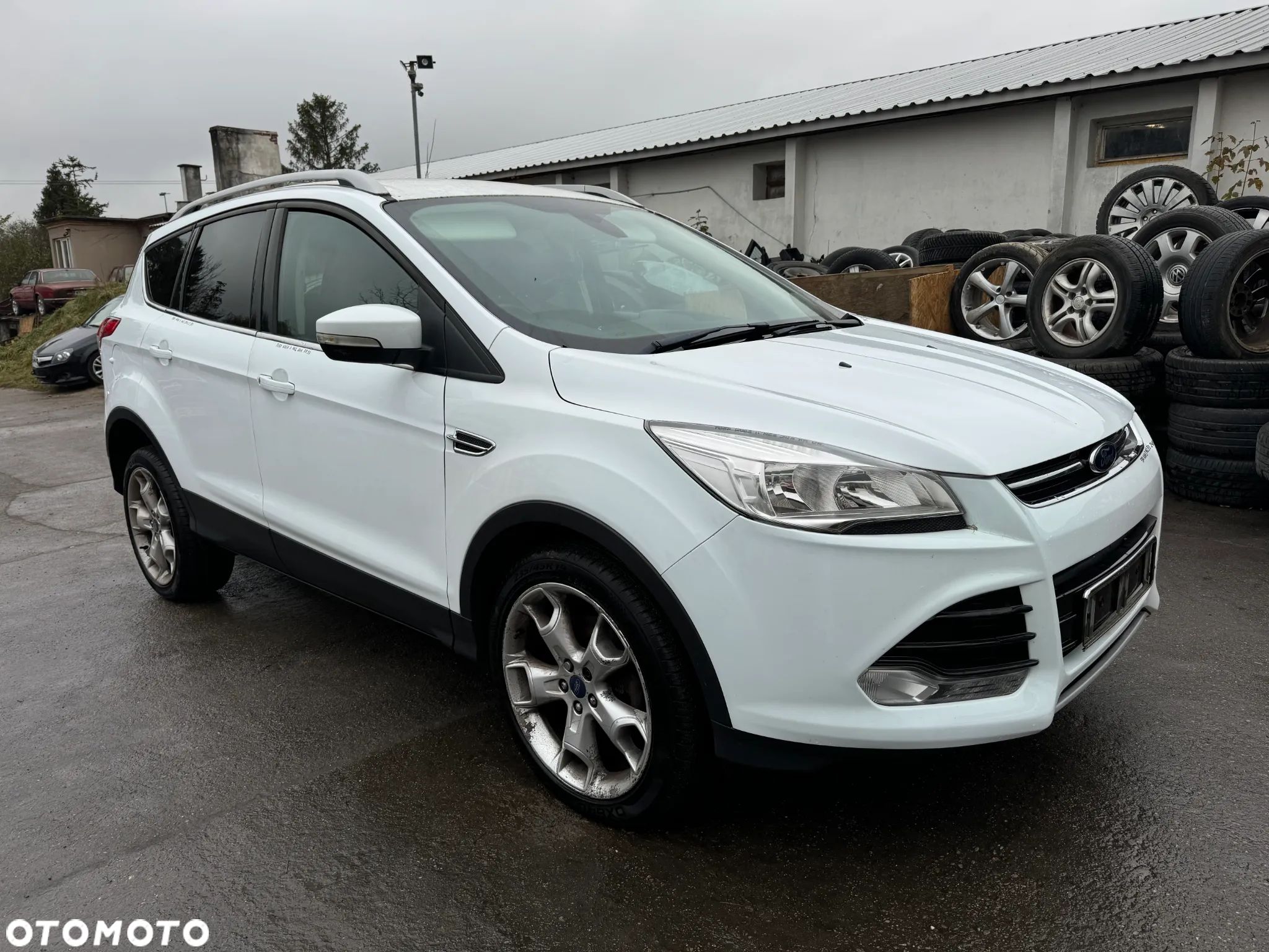 FORD KUGA MK2 II 2014 140KM 2.0 DIESEL FROZEN WHITE 5D NA CZĘŚCI - 1