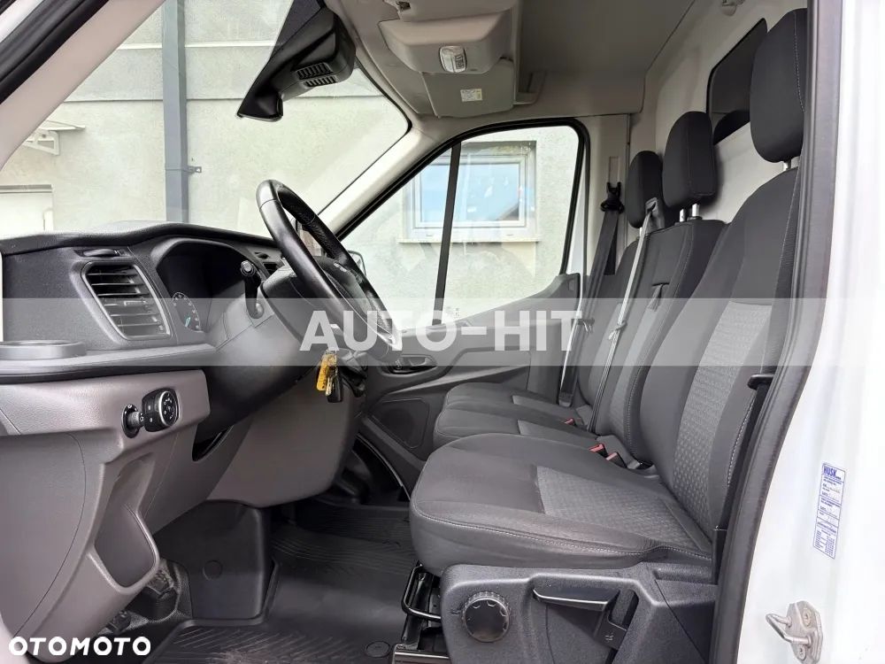 Ford Transit - 23