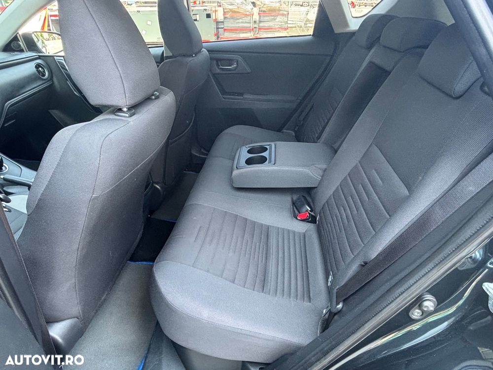 Toyota Auris - 17