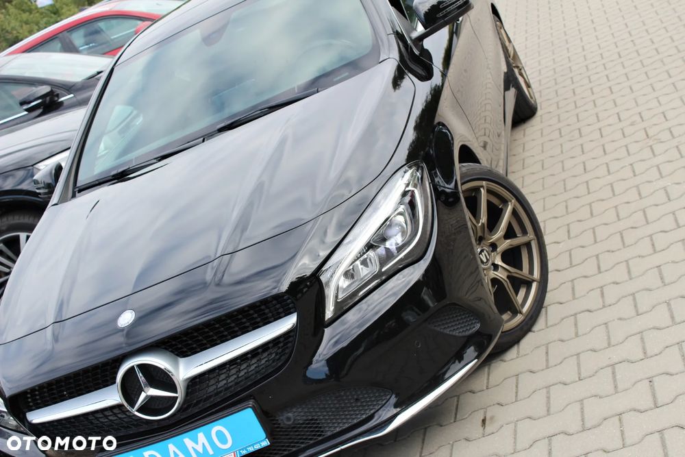 Mercedes-Benz CLA 180 - 2