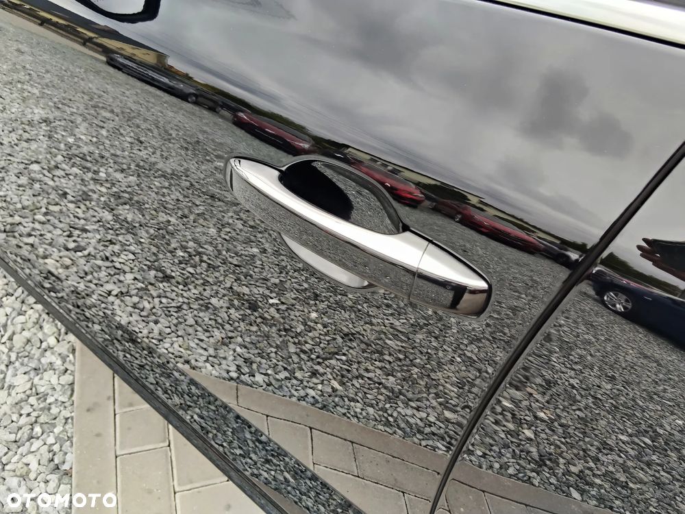 Renault Megane ENERGY dCi 130 BOSE EDITION - 6