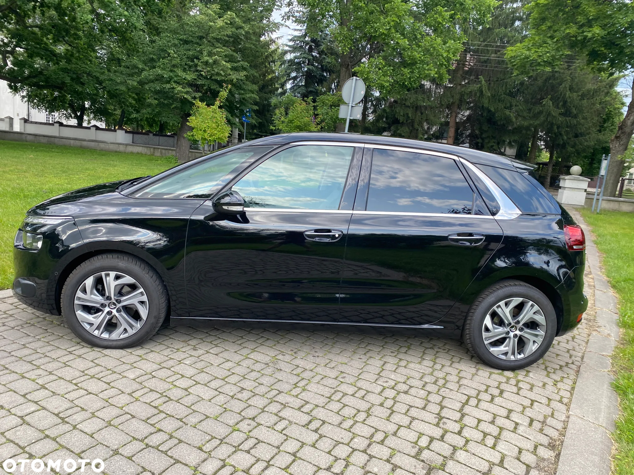 Citroën C4 Picasso 1.6 e-HDi Exclusive - 12