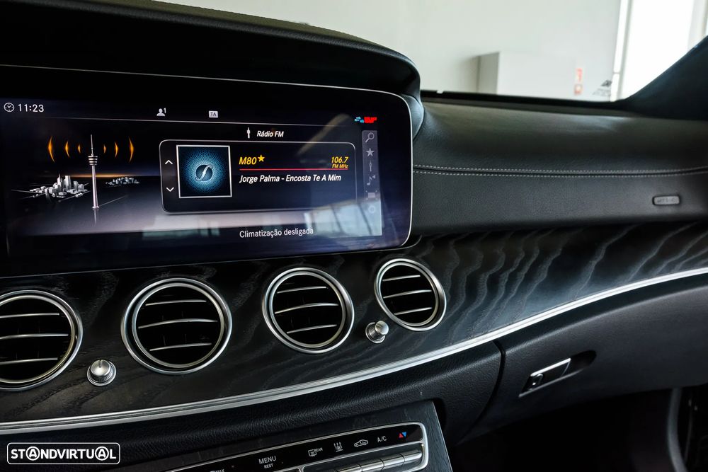 Mercedes-Benz E 300 de 9G-TRONIC AMG Line - 22