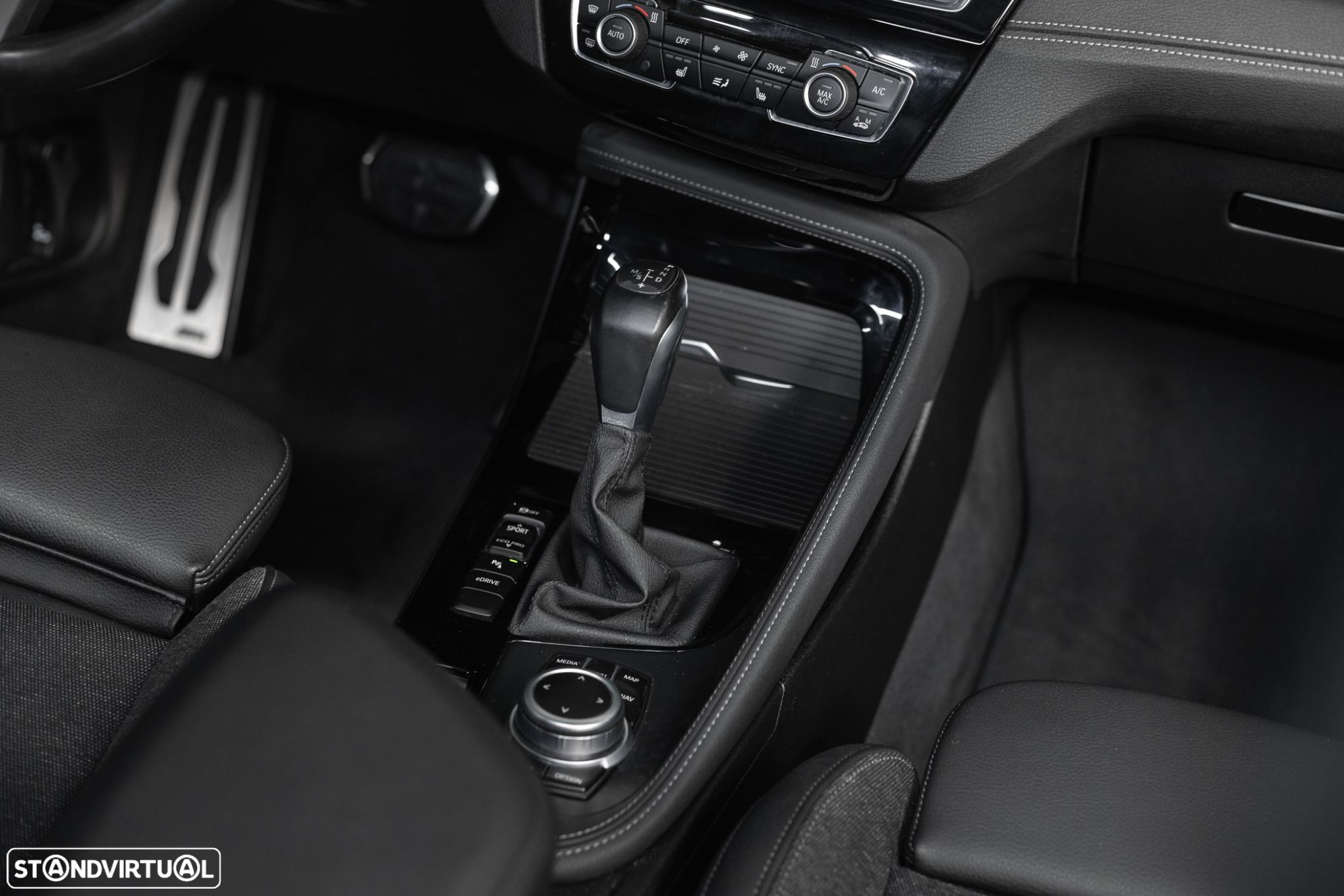 BMW X2 25 e xDrive X Pack M - 31