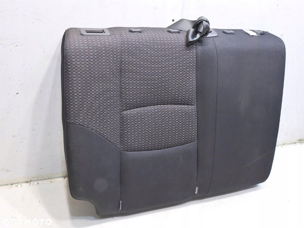 OPARCIE KANAPY PRAWY TYŁ PAS HYUNDAI i30 I - 10